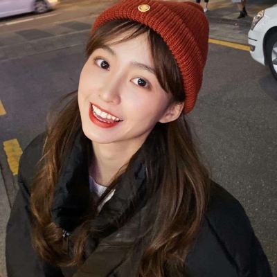 四轮拖拉机拉货